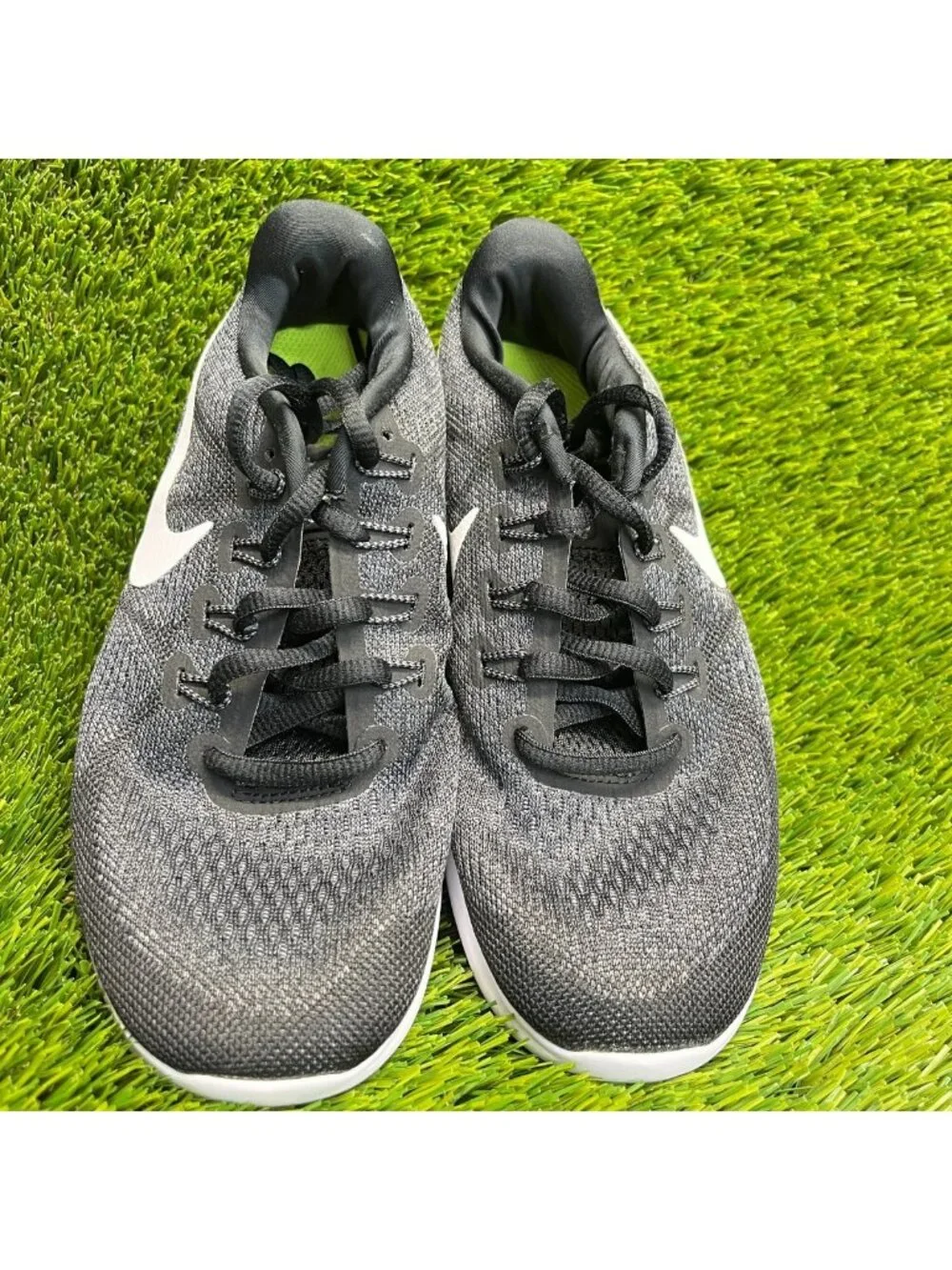 Nike Free RN 2017 Womens Size 6 Black White Athletic Running Shoes Sneakers